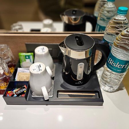 Hotel Golden Nest ターネー エクステリア 写真