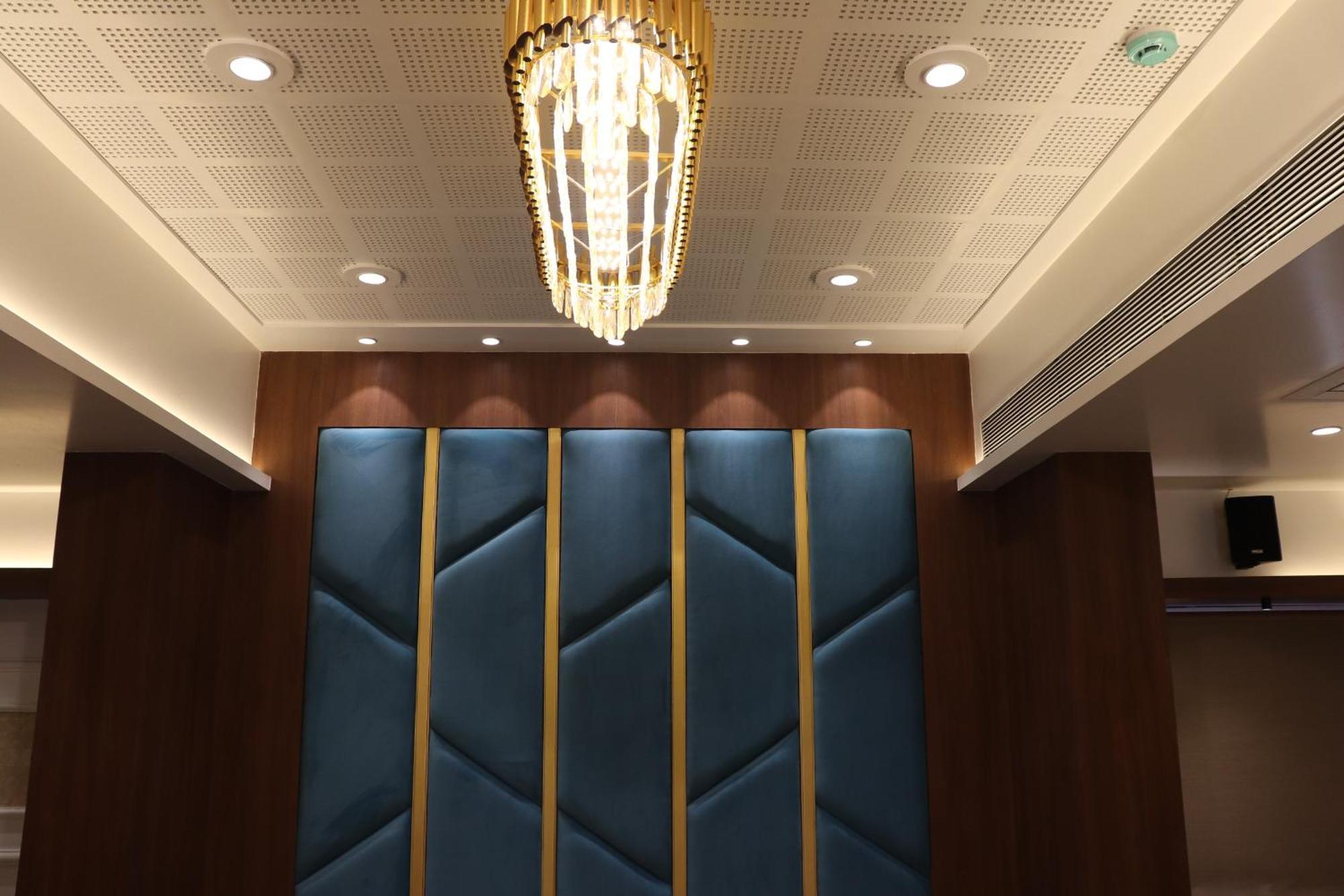 Hotel Golden Nest ターネー エクステリア 写真